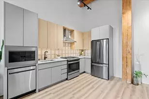 153 W Ohio St, Chicago, IL 60654 - Photo 3