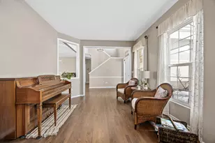 133 N Cranberry St, Bolingbrook, IL 60490 - Photo 9