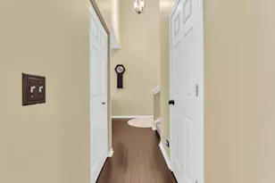 414 Bay Tree Cir, Vernon Hills, IL 60061 - Photo 21