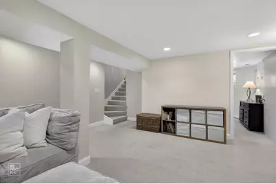 1455 W Cuyler Avenue #1E, Chicago, IL 60613 - Photo 15