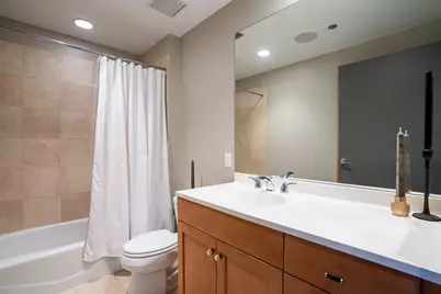 600 N Lake Shore Drive #2408, Chicago, IL 60611 - Photo 19