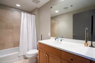 600 N Lake Shore Dr, Chicago, IL 60611 - Photo 19