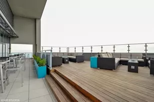 600 N Lake Shore Dr, Chicago, IL 60611 - Photo 25