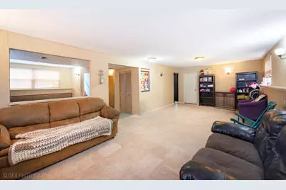 [Address not provided], Crystal Lake, IL 60014 - Photo 13