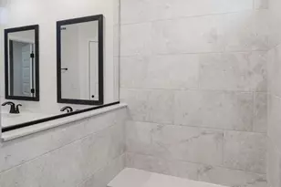 211 Steeple Bush Ln, Schaumburg, IL 60193 - Photo 11