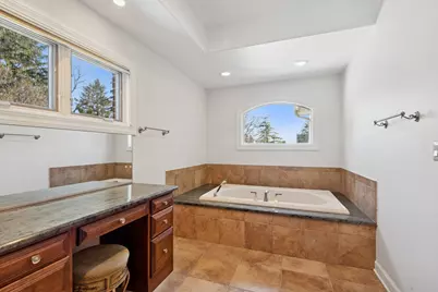 21W770 Glen Park Road, Glen Ellyn, IL 60137 - Photo 17