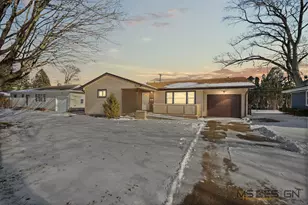 1118 Holmes Pl, Dekalb, IL 60115 - Photo 21