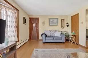 8611 W Summerdale Ave, Chicago, IL 60656 - Photo 11