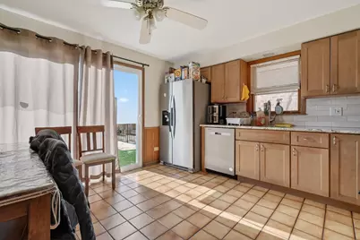 8611 W Summerdale Avenue, Chicago, IL 60656 - Photo 7