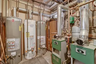 8611 W Summerdale Ave, Chicago, IL 60656 - Photo 39