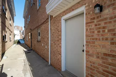 8611 W Summerdale Avenue, Chicago, IL 60656 - Photo 33
