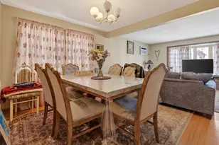 8611 W Summerdale Ave, Chicago, IL 60656 - Photo 17