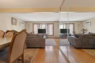 8611 W Summerdale Ave, Chicago, IL 60656 - Photo 9