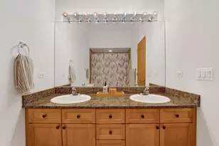 2750 N Wolcott Ave, Chicago, IL 60614 - Photo 19