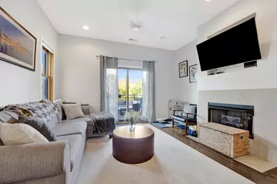 2750 N Wolcott Avenue #2S, Chicago, IL 60614 - Photo 3