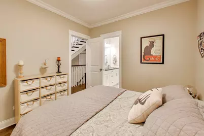 1226 W Henderson Street, Chicago, IL 60657 - Photo 15