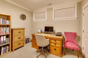 1226 W Henderson St, Chicago, IL 60657 - Photo 19