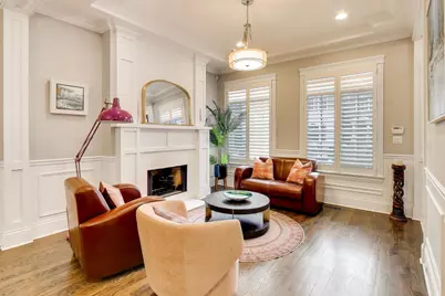 1226 W Henderson Street, Chicago, IL 60657 - Photo 3