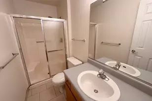 1350 Brook St, Saint Charles, IL 60174 - Photo 9