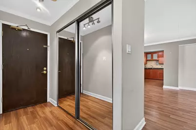 700 Perrie Drive #207, Elk Grove Village, IL 60007 - Photo 19