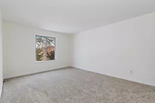 4602 W Northfox Ln, McHenry, IL 60050 - Photo 15