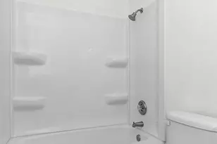 4602 W Northfox Ln, McHenry, IL 60050 - Photo 11