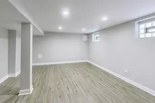 9100 S Emerald Ave, Chicago, IL 60620 - Photo 17