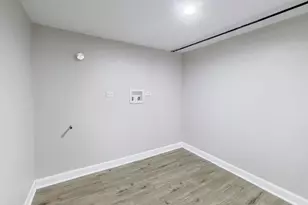 9100 S Emerald Ave, Chicago, IL 60620 - Photo 21