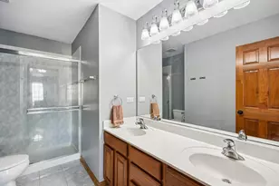 1017 Misty Brook Ln, Joliet, IL 60432 - Photo 15