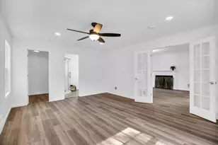 1212 W Healey St, Champaign, IL 61821 - Photo 25