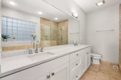 1251 N Bosworth Avenue #3, Chicago, IL 60642 - Photo 23