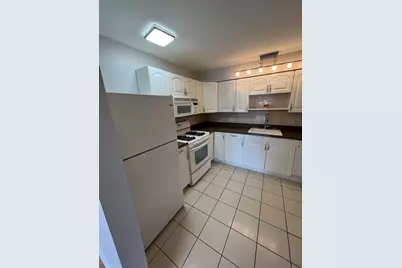 5000 Carriageway Drive #106, Rolling Meadows, IL 60008 - Photo 3