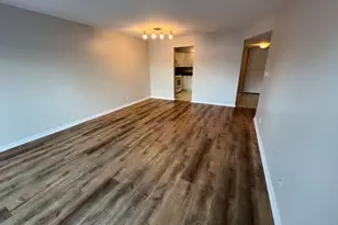 5000 Carriage Way Dr, Rolling Meadows, IL 60008 - Photo 5