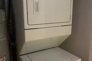 411 W Ontario St, Chicago, IL 60654 - Photo 13