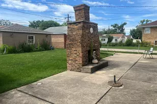 2334 S 10th Ave, North Riverside, IL 60546 - Photo 13