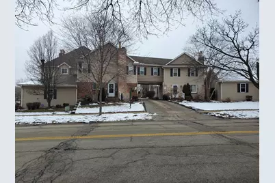 833 Village Quarter Road #G4, West Dundee, IL 60118 - Photo 1