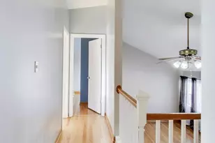 7441 Lyons St, Morton Grove, IL 60053 - Photo 9