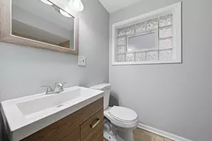 6833 S Maplewood Ave, Chicago, IL 60629 - Photo 17