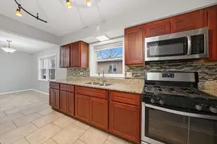 6833 S Maplewood Ave, Chicago, IL 60629 - Photo 7