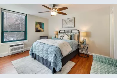 3900 N Pine Grove Avenue #301, Chicago, IL 60613 - Photo 9