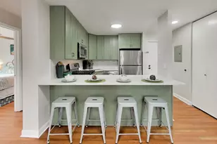 3900 N Pine Grove Ave, Chicago, IL 60613 - Photo 7