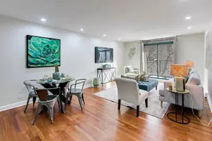 3900 N Pine Grove Ave, Chicago, IL 60613 - Photo 3