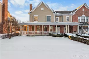 4319 Canterbury Ct, Saint Charles, IL 60174 - Photo 1