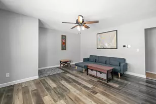 609 Ivy Ln, Bradley, IL 60915 - Photo 3