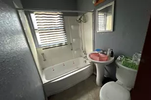 2714 9th St, Rock Island, IL 61201 - Photo 5