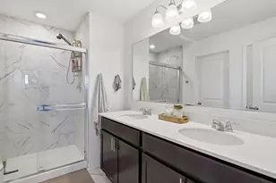 120 Kingsport Dr, South Elgin, IL 60177 - Photo 9