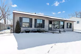 203 Murphy Dr, Romeoville, IL 60446 - Photo 1