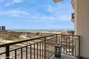 1335 S Prairie Ave, Chicago, IL 60605 - Photo 25