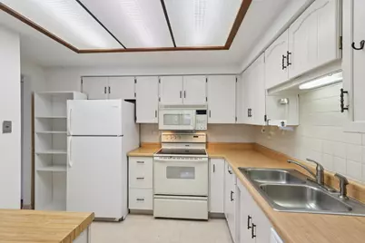 920 Vose Drive #106, Gurnee, IL 60031 - Photo 13