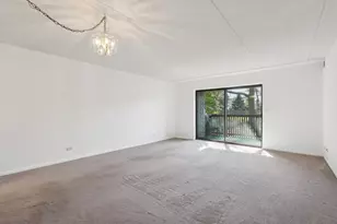 920 Vose Dr, Gurnee, IL 60031 - Photo 9